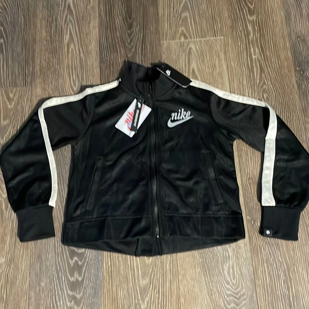 Nike girls track jacket